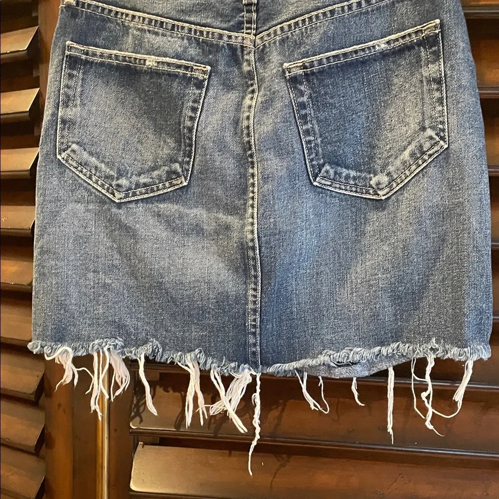 L’AGENCE Size 26 Distressed Denim Skirt - Picture 6 of 6